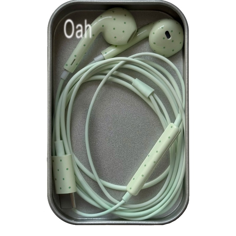 Oah Polka Dot Wired Earphones  - Earphones review and price